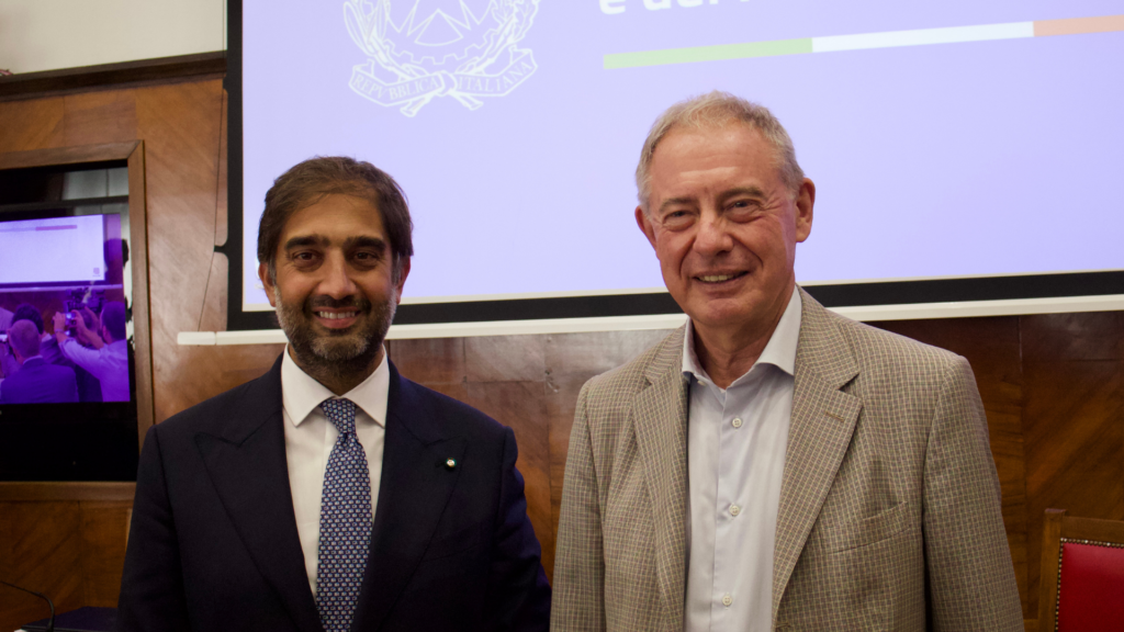 ACI e MIMIT presentano programma di noleggio sociale a lungo termine